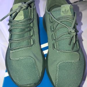 ADIDAS TUBULAR SHADOW